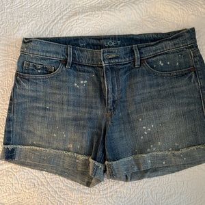 Loft distressed size 6 shorts